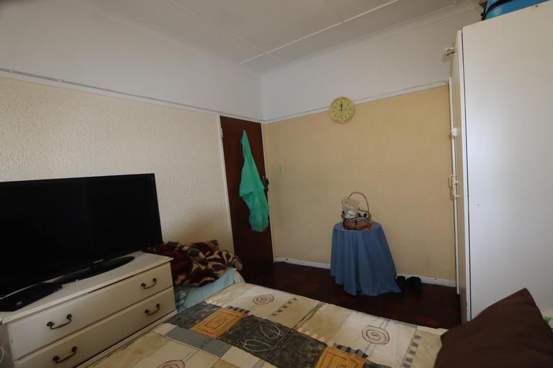 To Let 2 Bedroom Property for Rent in Lansdowne Western Cape
